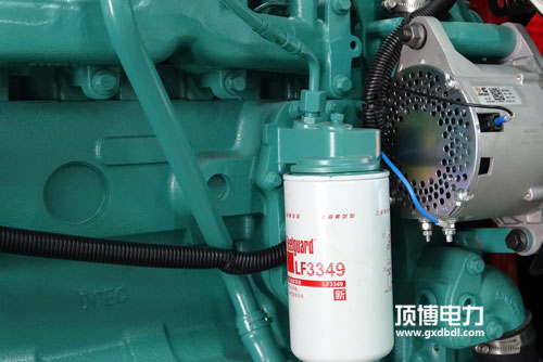 一臺75kW柴油發(fā)電機組，更換新起動機后，不工作原因可能在這